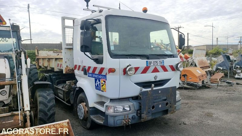 RENAULT MIDLUM 210 - 2001 - 301286 KM - Tarbesõiduk kallur: pilt 1 RENAULT MIDLUM 210 - 2001 - 301286 KM - Tarbesõiduk kallur: pilt 1