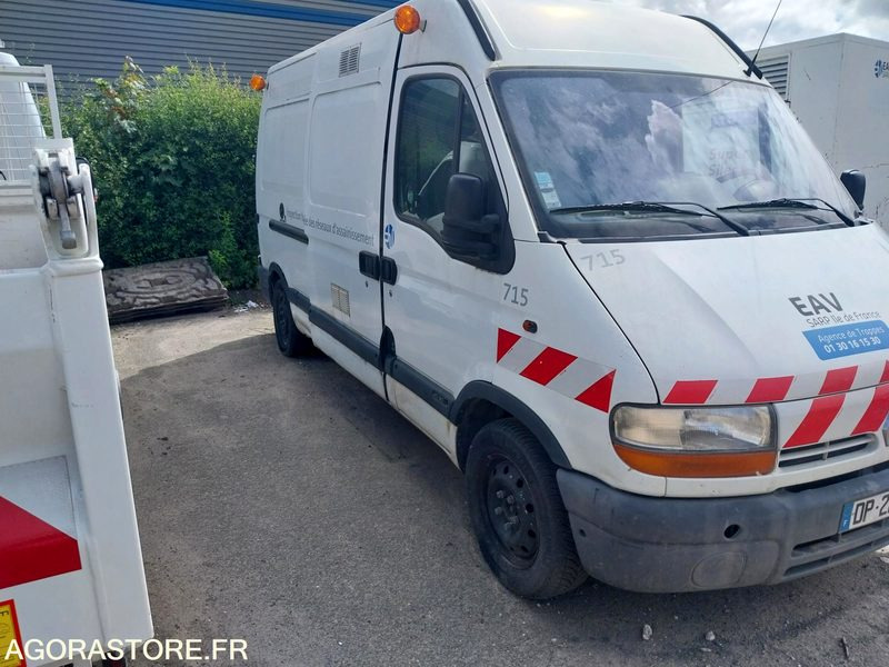 RENAULT Master ITV Hydrovideo 2003 220000Km Roulant Sans Groupe électrogène - Kaubik: pilt 3 RENAULT Master ITV Hydrovideo 2003 220000Km Roulant Sans Groupe électrogène - Kaubik: pilt 3