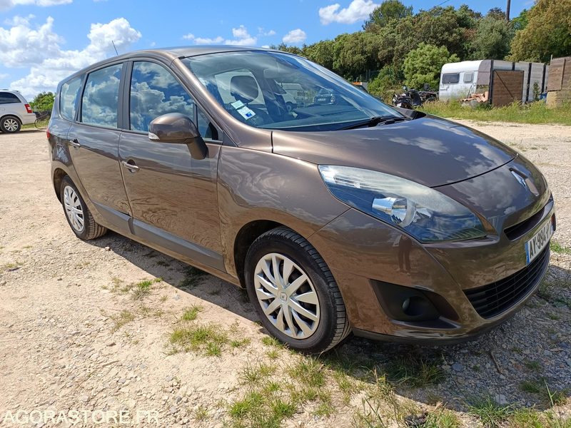 RENAULT SCENIC - 2010 - 138500KMS - Auto: pilt 2 RENAULT SCENIC - 2010 - 138500KMS - Auto: pilt 2