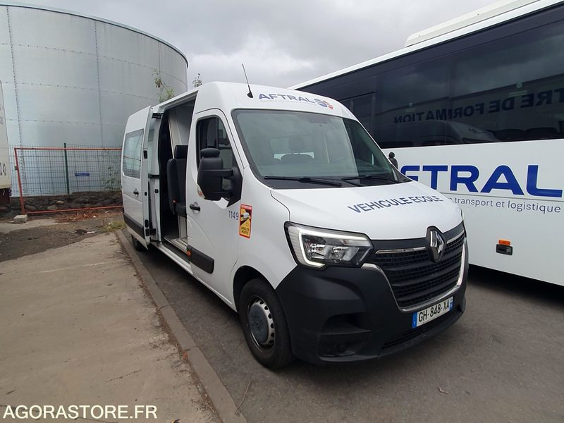 RENAULT TRAFFIC 9 PL AUTO ECOLE - 2019 - 83000 Kms - Väike kaubik: pilt 2 RENAULT TRAFFIC 9 PL AUTO ECOLE - 2019 - 83000 Kms - Väike kaubik: pilt 2