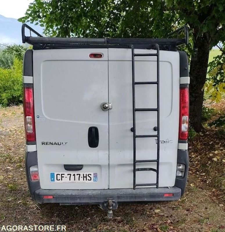 RENAULT TRAFIC 115CV 2012 215000 KM - Kaubik: pilt 3 RENAULT TRAFIC 115CV 2012 215000 KM - Kaubik: pilt 3