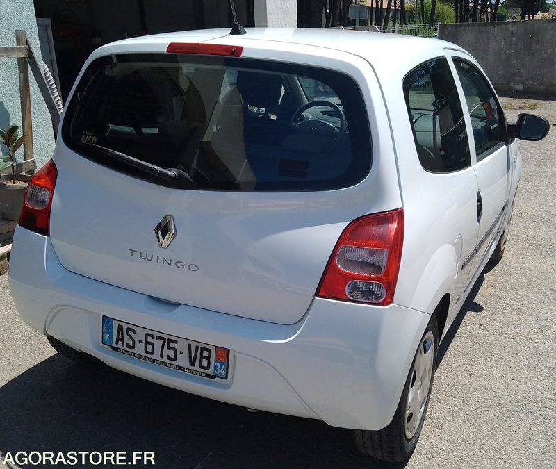 RENAULT TWINGO 2 72848 kms 2010 - Auto: pilt 3 RENAULT TWINGO 2 72848 kms 2010 - Auto: pilt 3