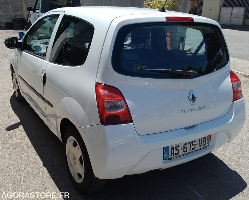 RENAULT TWINGO 2 72848 kms 2010 - Auto: pilt 4 RENAULT TWINGO 2 72848 kms 2010 - Auto: pilt 4