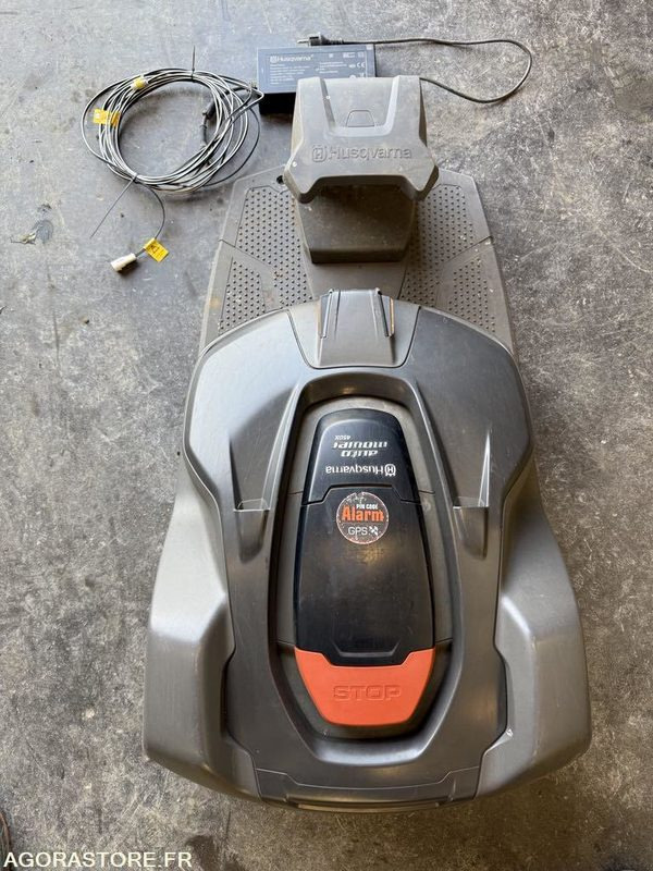 ROBOT de tonte 450x Husqvarna occasion 2022 5000m2 - Muruniiduk: pilt 1 ROBOT de tonte 450x Husqvarna occasion 2022 5000m2 - Muruniiduk: pilt 1