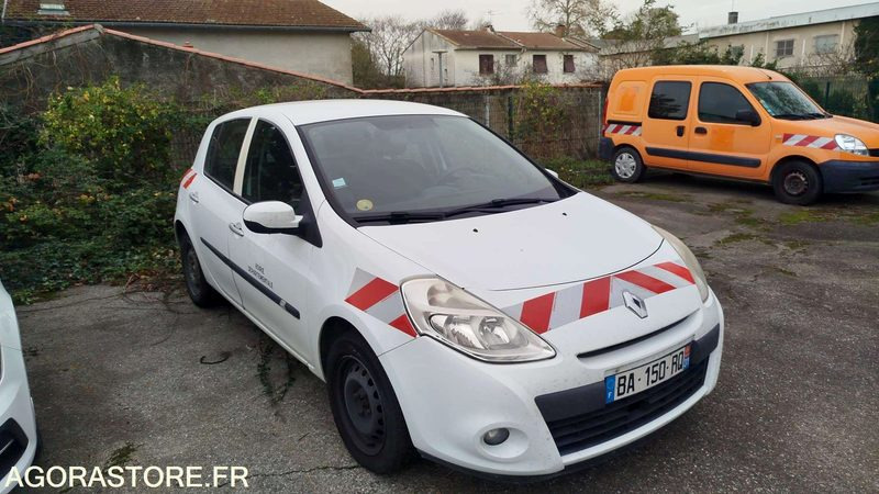 Renault Clio 1.5 DCi 86ch - 2010 - 239658km - BA150RQ - Auto: pilt 2 Renault Clio 1.5 DCi 86ch - 2010 - 239658km - BA150RQ - Auto: pilt 2
