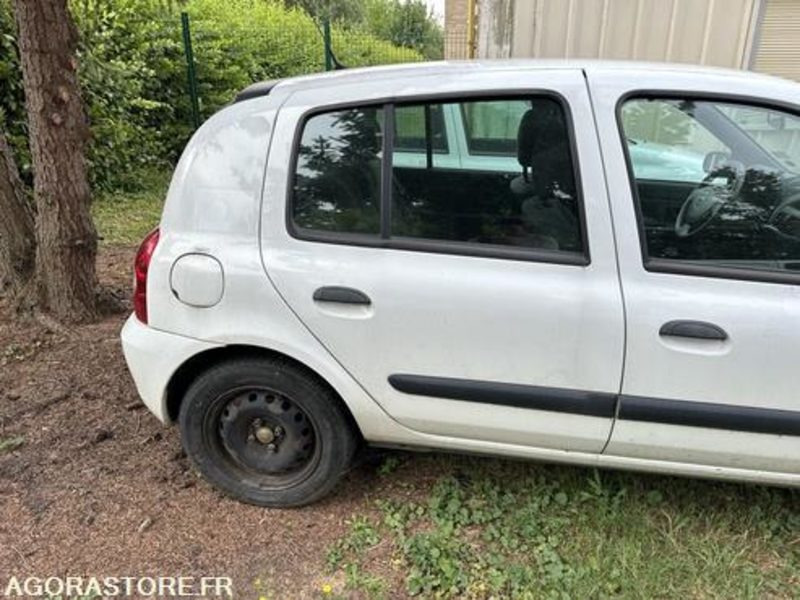 Auto Renault Clio - 488BPT57: pilt 12