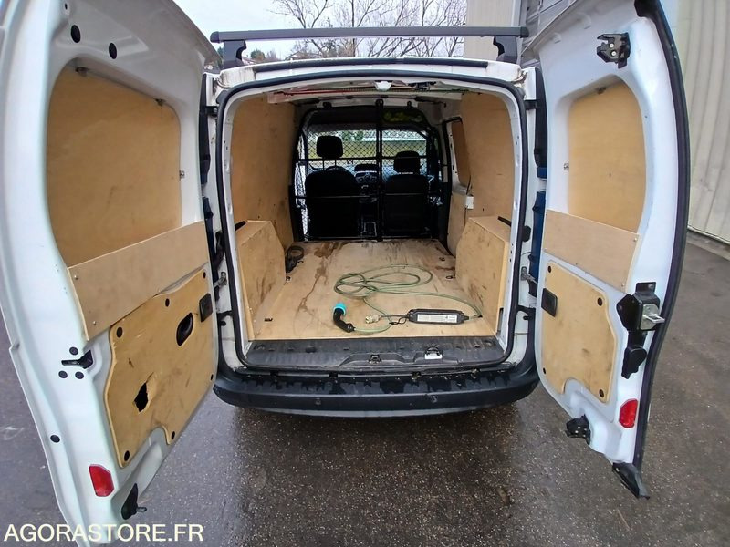 Renault Kangoo - 2015 - 54740kms - DS911EB - Väike kaubik, Elektrikaubik: pilt 5 Renault Kangoo - 2015 - 54740kms - DS911EB - Väike kaubik, Elektrikaubik: pilt 5