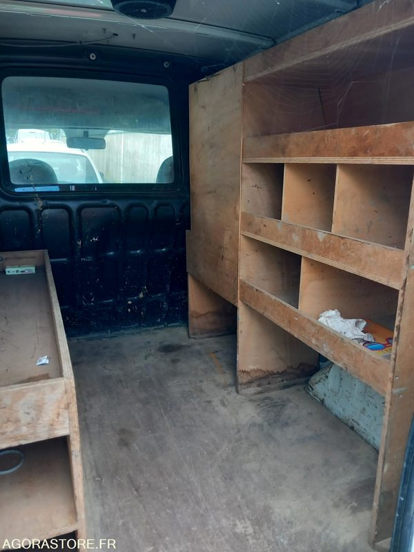 Renault Kangoo CK707XK - Väike kaubik: pilt 5 Renault Kangoo CK707XK - Väike kaubik: pilt 5