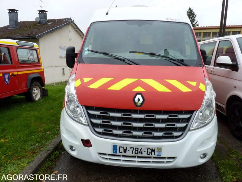 Renault Master (Ancienne Ambulance Pompier) - Kiirabiauto: pilt 2 Renault Master (Ancienne Ambulance Pompier) - Kiirabiauto: pilt 2