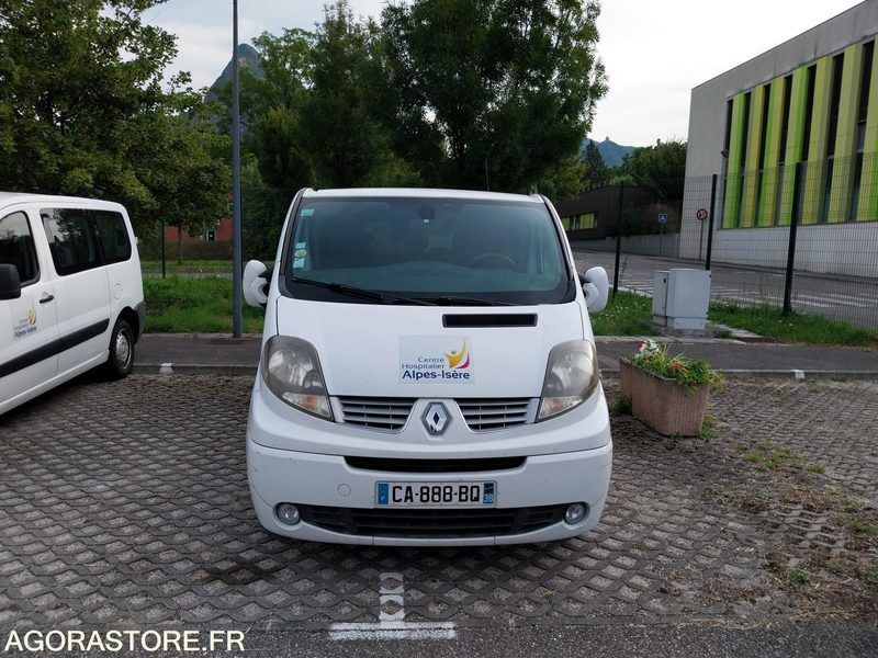 Renault Trafic - 2012 - 101452 kms - Väikebuss, Mikrobuss: pilt 1 Renault Trafic - 2012 - 101452 kms - Väikebuss, Mikrobuss: pilt 1