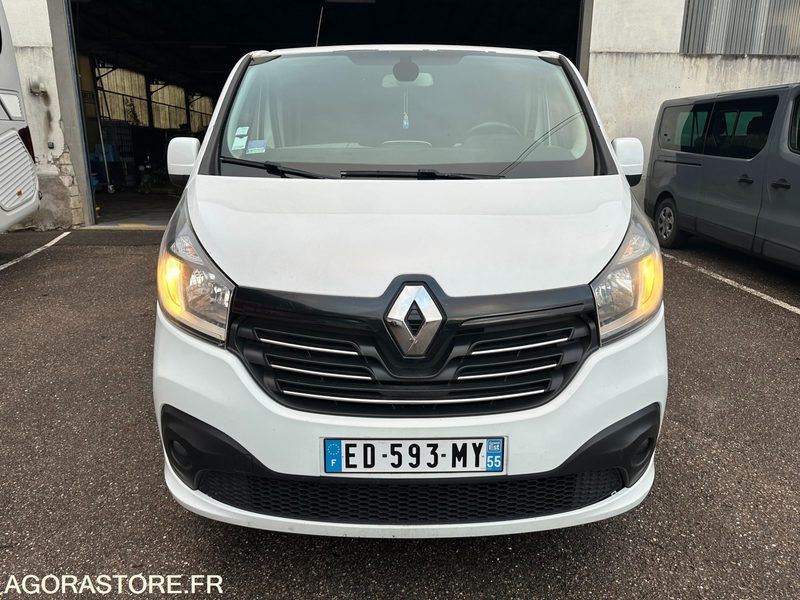 Renault Trafic 8 places / ED-593-MY / 463 642kms - Väikebuss, Mikrobuss: pilt 2 Renault Trafic 8 places / ED-593-MY / 463 642kms - Väikebuss, Mikrobuss: pilt 2