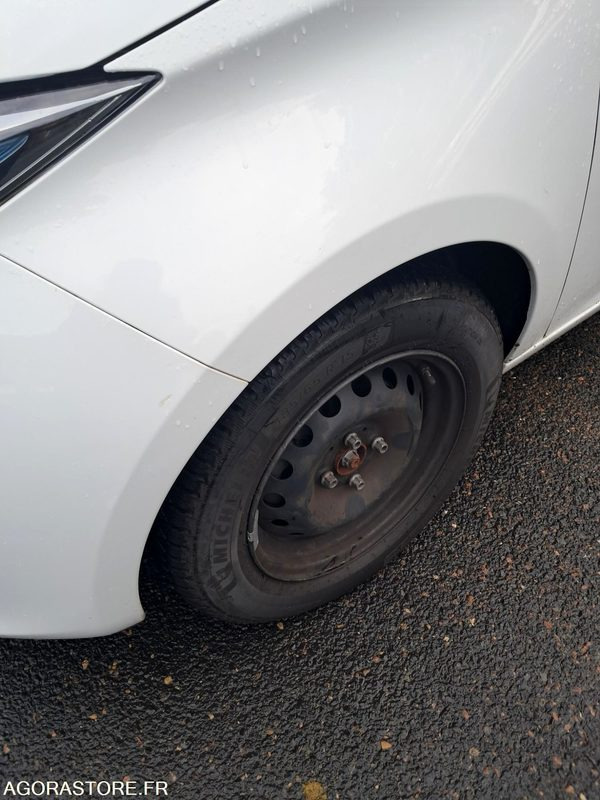 Renault ZOE EM-365-YT - Auto: pilt 4 Renault ZOE EM-365-YT - Auto: pilt 4