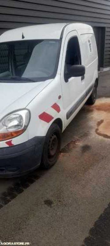 Renault kangoo - 2 places - Väike kaubik: pilt 1 Renault kangoo - 2 places - Väike kaubik: pilt 1