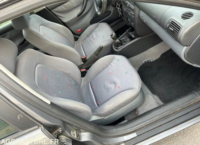 SEAT TOLEDO 1.9 TDI 110 CH - 2000 - 208 500 kms - Auto: pilt 5 SEAT TOLEDO 1.9 TDI 110 CH - 2000 - 208 500 kms - Auto: pilt 5