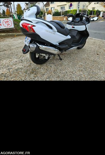 SUZUKI BURGMAN 650 CM3 EXECUTIVE - 2017 - 22 500km - Mootorratas: pilt 5 SUZUKI BURGMAN 650 CM3 EXECUTIVE - 2017 - 22 500km - Mootorratas: pilt 5