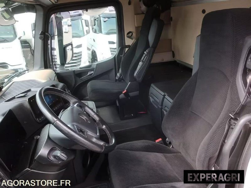 Mercedes-Benz Actros 1845 LS - EURO 6 - 2023 - 241 617km - EXCELLENT ETAT - Sadulveok: pilt 4 Mercedes-Benz Actros 1845 LS - EURO 6 - 2023 - 241 617km - EXCELLENT ETAT - Sadulveok: pilt 4