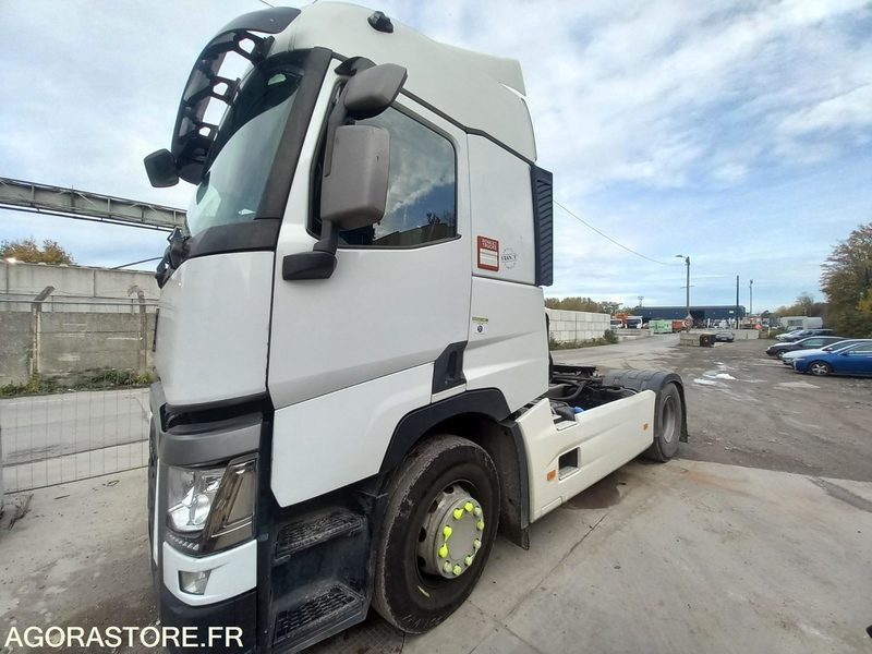 TRR RENAULT 19T - DN395ZD - Sadulveok: pilt 1 TRR RENAULT 19T - DN395ZD - Sadulveok: pilt 1