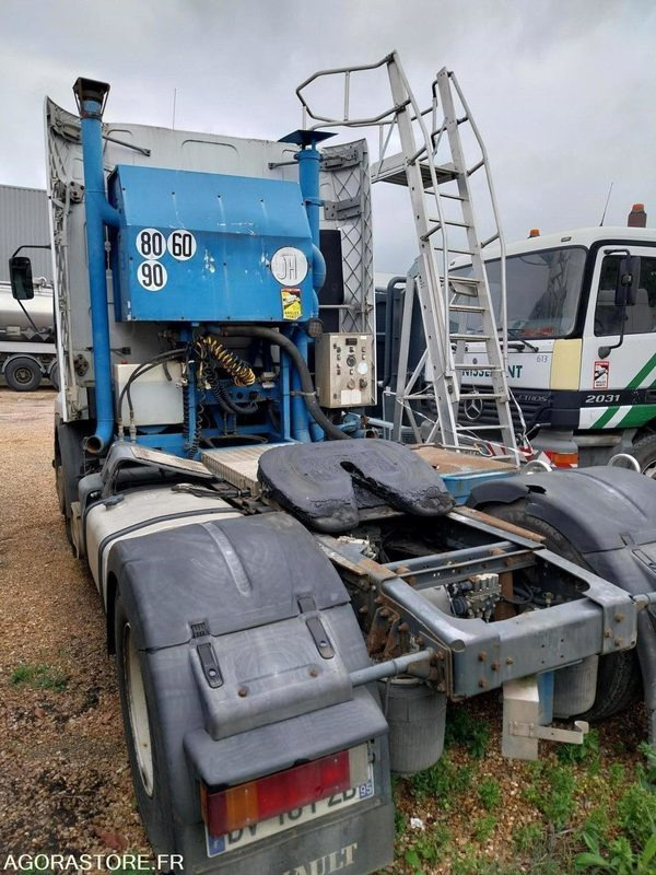 Tracteur RENAULT 420 ADR avec pompe 2002 (544000Km) Roulant EXPORT UNIQUEMENT - Sadulveok: pilt 3 Tracteur RENAULT 420 ADR avec pompe 2002 (544000Km) Roulant EXPORT UNIQUEMENT - Sadulveok: pilt 3