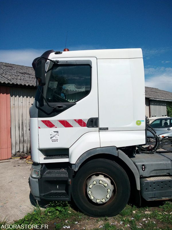 Tracteur Renault 420DCI - Sadulveok: pilt 2 Tracteur Renault 420DCI - Sadulveok: pilt 2