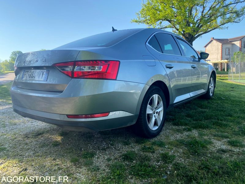 Skoda superb 2l Tdi - 2020 - 408 000km - BON ETAT GENERAL - Auto: pilt 2 Skoda superb 2l Tdi - 2020 - 408 000km - BON ETAT GENERAL - Auto: pilt 2
