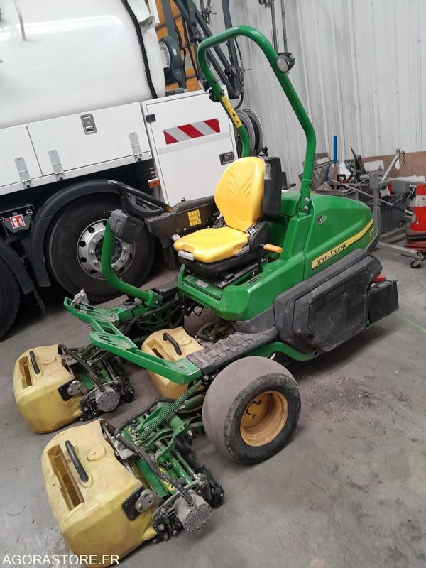 TONDEUSE AUTOPORTEE DE GREEN 2750E CUT DSL JOHN DEERE - 2024 / 600H - Aiaseadmed: pilt 1 TONDEUSE AUTOPORTEE DE GREEN 2750E CUT DSL JOHN DEERE - 2024 / 600H - Aiaseadmed: pilt 1