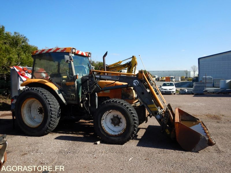 TRACTEUR AGRICOLE - Traktor: pilt 3 TRACTEUR AGRICOLE - Traktor: pilt 3
