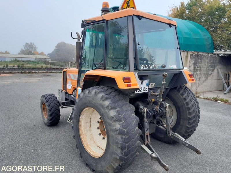 TRACTEUR RENAULT 750MI 12532 heures 1995 - Traktor: pilt 4 TRACTEUR RENAULT 750MI 12532 heures 1995 - Traktor: pilt 4