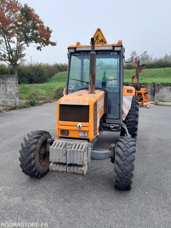 TRACTEUR RENAULT 750MI 12532 heures 1995 - Traktor: pilt 3 TRACTEUR RENAULT 750MI 12532 heures 1995 - Traktor: pilt 3