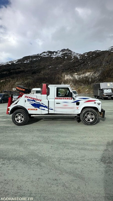 LAND ROVER DEFENDER Pick-up 2.4 Td4 4x4 122cv - Tarbesõiduk: pilt 1 LAND ROVER DEFENDER Pick-up 2.4 Td4 4x4 122cv - Tarbesõiduk: pilt 1