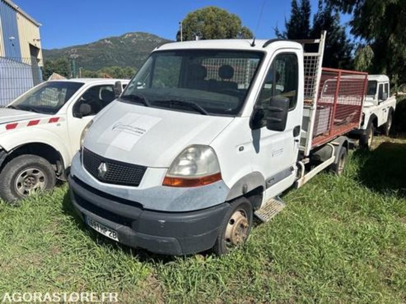 RENAULT MASCOTT BENNE - 2008 - 206574KM - 1691HP2B - Tarbesõiduk: pilt 2 RENAULT MASCOTT BENNE - 2008 - 206574KM - 1691HP2B - Tarbesõiduk: pilt 2