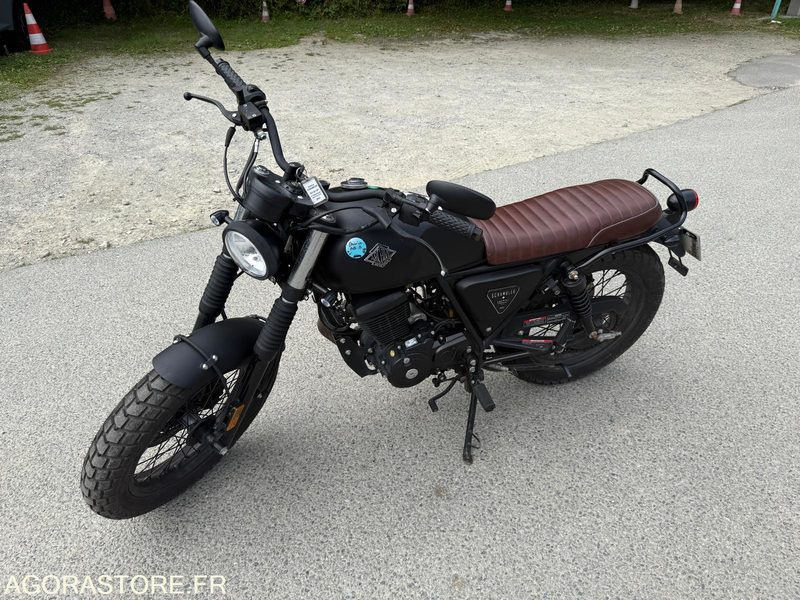 VÉHICULE RÉCUPÉRABLE A QUIBERON - 1 Moto 125cc Scrambler AM64 - Archive - Mootorratas: pilt 1 VÉHICULE RÉCUPÉRABLE A QUIBERON - 1 Moto 125cc Scrambler AM64 - Archive - Mootorratas: pilt 1