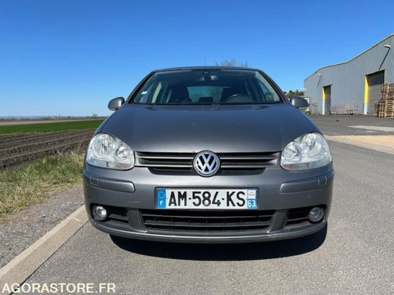 VOLKSWAGEN GOLF - 2008 / 211200 KM - Auto: pilt 2 VOLKSWAGEN GOLF - 2008 / 211200 KM - Auto: pilt 2