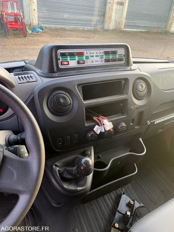 VSAV RENAULT MASTER3 EA080NB - Kiirabiauto: pilt 5 VSAV RENAULT MASTER3 EA080NB - Kiirabiauto: pilt 5