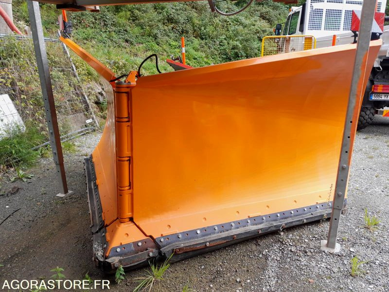 ÉTRAVE TRANSFORMABLE DE DÉNEIGEMENT - Varuosa - Ehitusmasinad: pilt 1 ÉTRAVE TRANSFORMABLE DE DÉNEIGEMENT - Varuosa - Ehitusmasinad: pilt 1