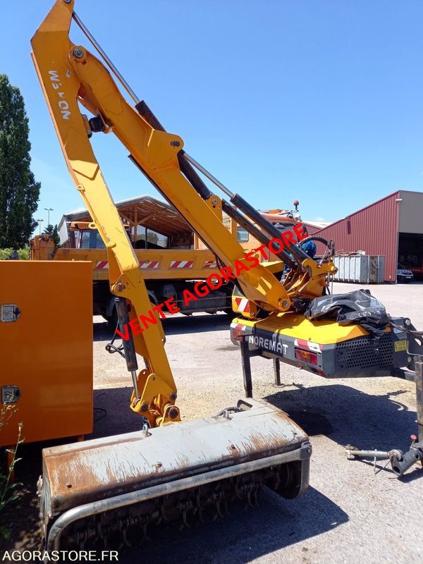 Vends épareuse NOREMAT MAGISTRA M60 - Poomniiduk: pilt 2 Vends épareuse NOREMAT MAGISTRA M60 - Poomniiduk: pilt 2