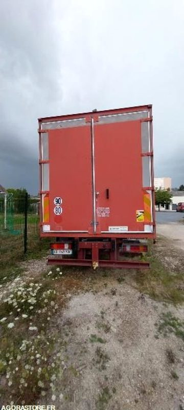CAMION MERCEDES TYPE MESSAGERIE - Veoauto: pilt 3 CAMION MERCEDES TYPE MESSAGERIE - Veoauto: pilt 3