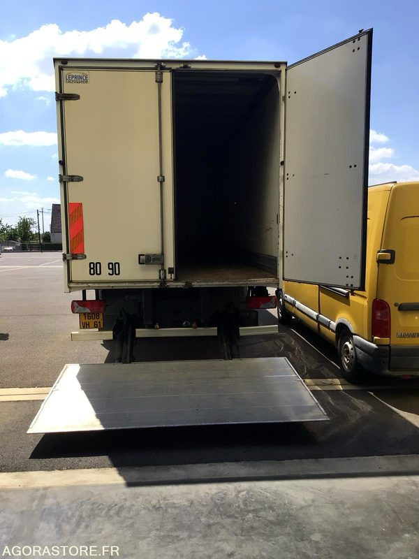 CAMION PORTEUR - Veoauto: pilt 3 CAMION PORTEUR - Veoauto: pilt 3