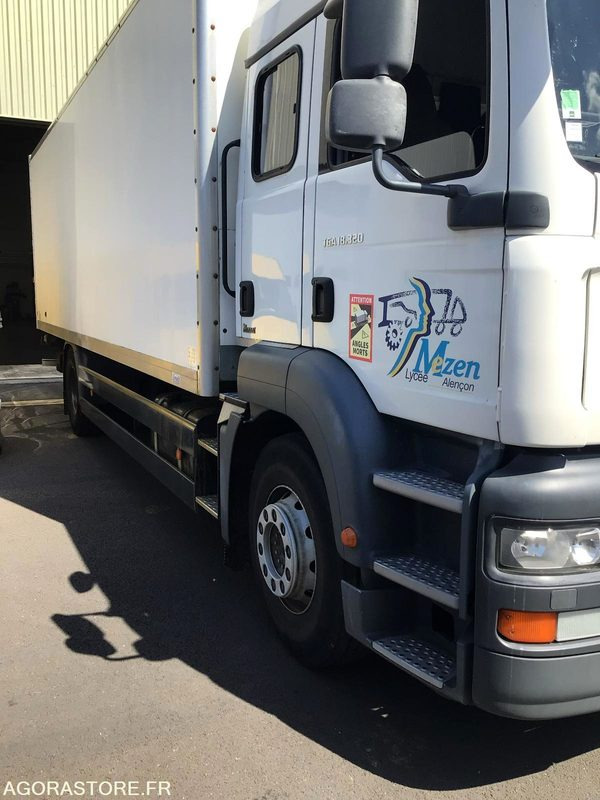 CAMION PORTEUR - Veoauto: pilt 2 CAMION PORTEUR - Veoauto: pilt 2