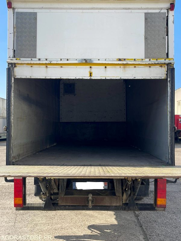 Veoauto MAN 9-153 - 1995 - 560 362 KMS: pilt 6