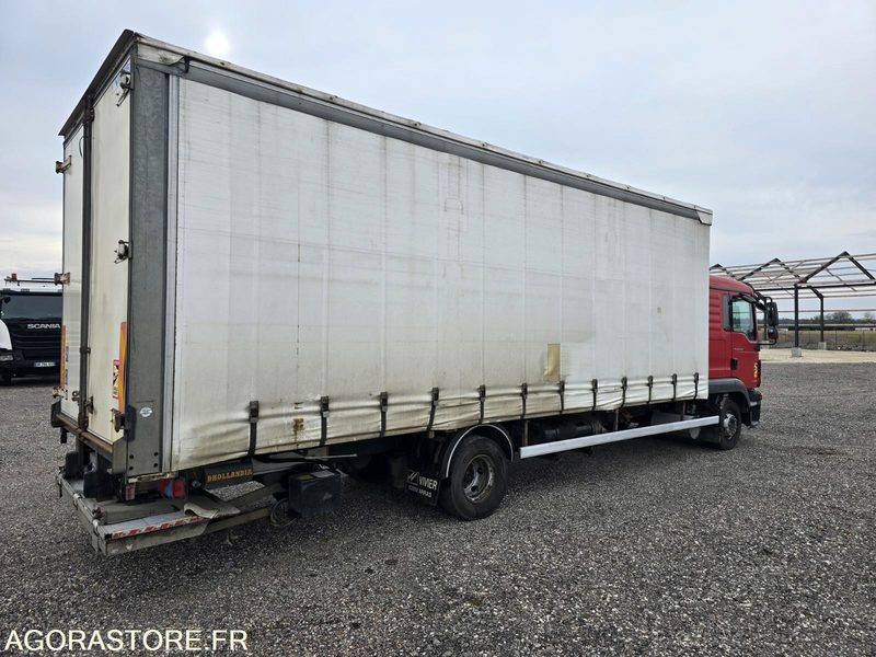 MAN TGL 12.250 - 2012 - 697000km - Camion Ridelles Coulissantes - Veoauto: pilt 3 MAN TGL 12.250 - 2012 - 697000km - Camion Ridelles Coulissantes - Veoauto: pilt 3