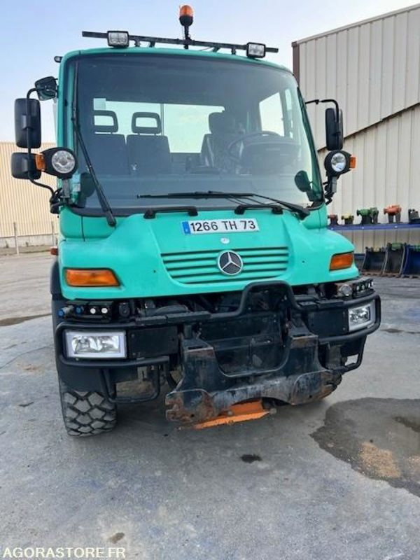MERCEDES UNIMOG U300C VERSION COMMUNALE 2000 97652 KM - Veoauto: pilt 1 MERCEDES UNIMOG U300C VERSION COMMUNALE 2000 97652 KM - Veoauto: pilt 1