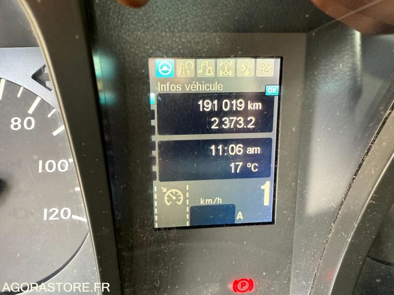 Veoauto Mercedes Antos 1824 caisson hayon dhollandia 3t - 193000km-2017: pilt 9