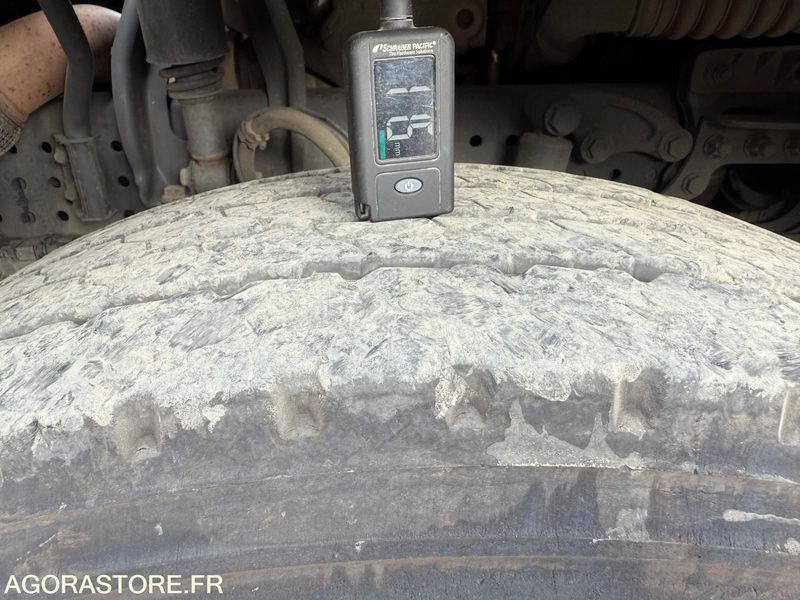 Veoauto Mercedes Antos 1824 caisson hayon dhollandia 3t - 193000km-2017: pilt 17