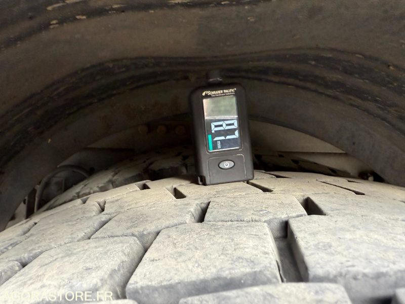 Veoauto Mercedes Antos 1824 caisson hayon dhollandia 3t - 193000km-2017: pilt 18