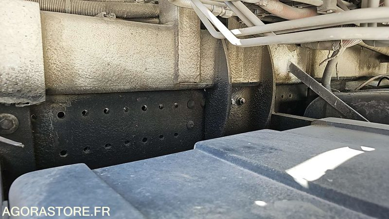 POMPE A BETON MERCEDES ACTROS - 2003 - EXCLUSIVEMENT POUR EXPORT - Veoauto: pilt 5 POMPE A BETON MERCEDES ACTROS - 2003 - EXCLUSIVEMENT POUR EXPORT - Veoauto: pilt 5