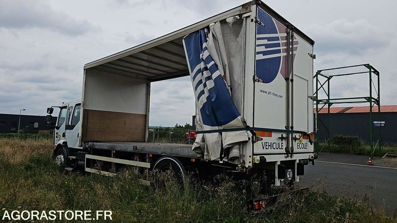 PORTEUR BACHE RENAULT MIDLUM - 2009/476000kms - (EB264PG) - Veoauto: pilt 3 PORTEUR BACHE RENAULT MIDLUM - 2009/476000kms - (EB264PG) - Veoauto: pilt 3