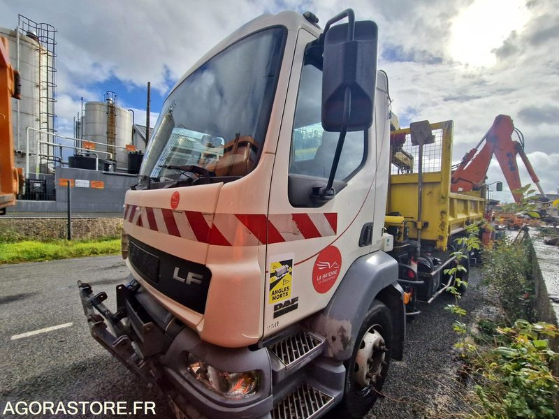 Porteur tribenne grue Daf LF55 220 -227727-2006 - BQ086KY - Veoauto: pilt 1 Porteur tribenne grue Daf LF55 220 -227727-2006 - BQ086KY - Veoauto: pilt 1