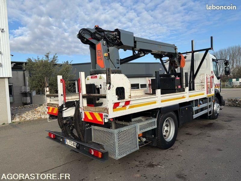 RENAULT D13 FOREUSE RISA G2T - Veoauto: pilt 4 RENAULT D13 FOREUSE RISA G2T - Veoauto: pilt 4