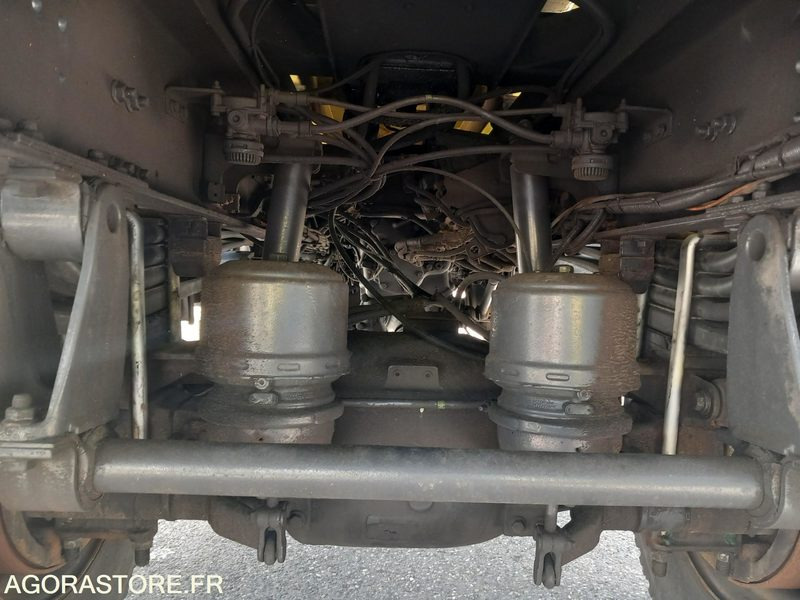 RENAULT KERAX 370 DCI AVEC BI-BENNE (KR0108) - Veoauto: pilt 5 RENAULT KERAX 370 DCI AVEC BI-BENNE (KR0108) - Veoauto: pilt 5