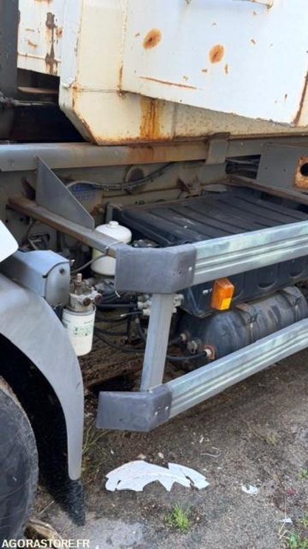 RENAULT MIDLUM BEN/AMO AVEC SALEUSE - Veoauto: pilt 4 RENAULT MIDLUM BEN/AMO AVEC SALEUSE - Veoauto: pilt 4